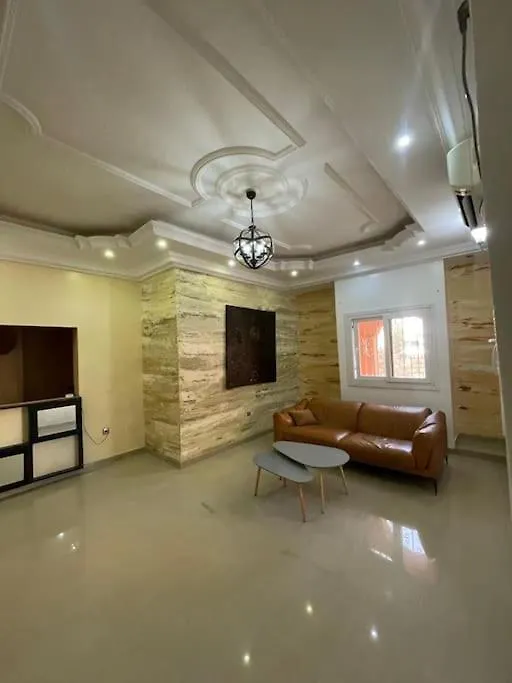 דקר La Maison Rose